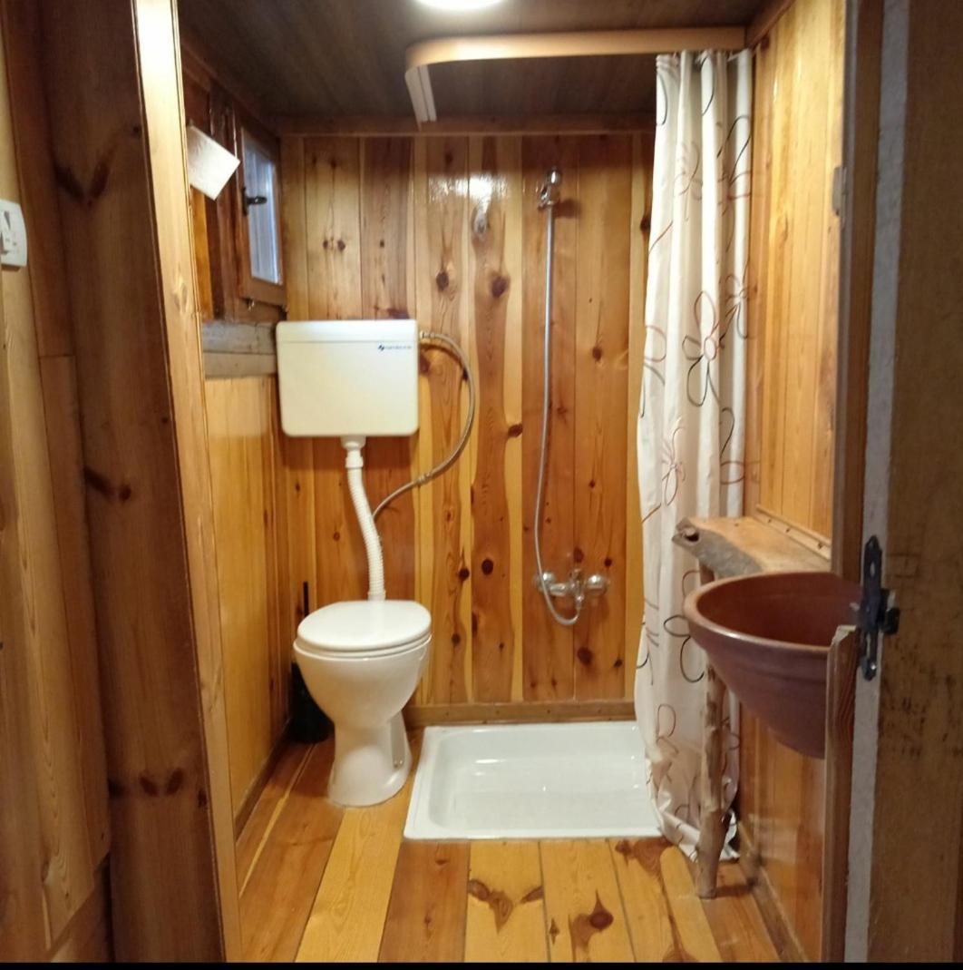 Log Cabin Belgrad Dış mekan fotoğraf