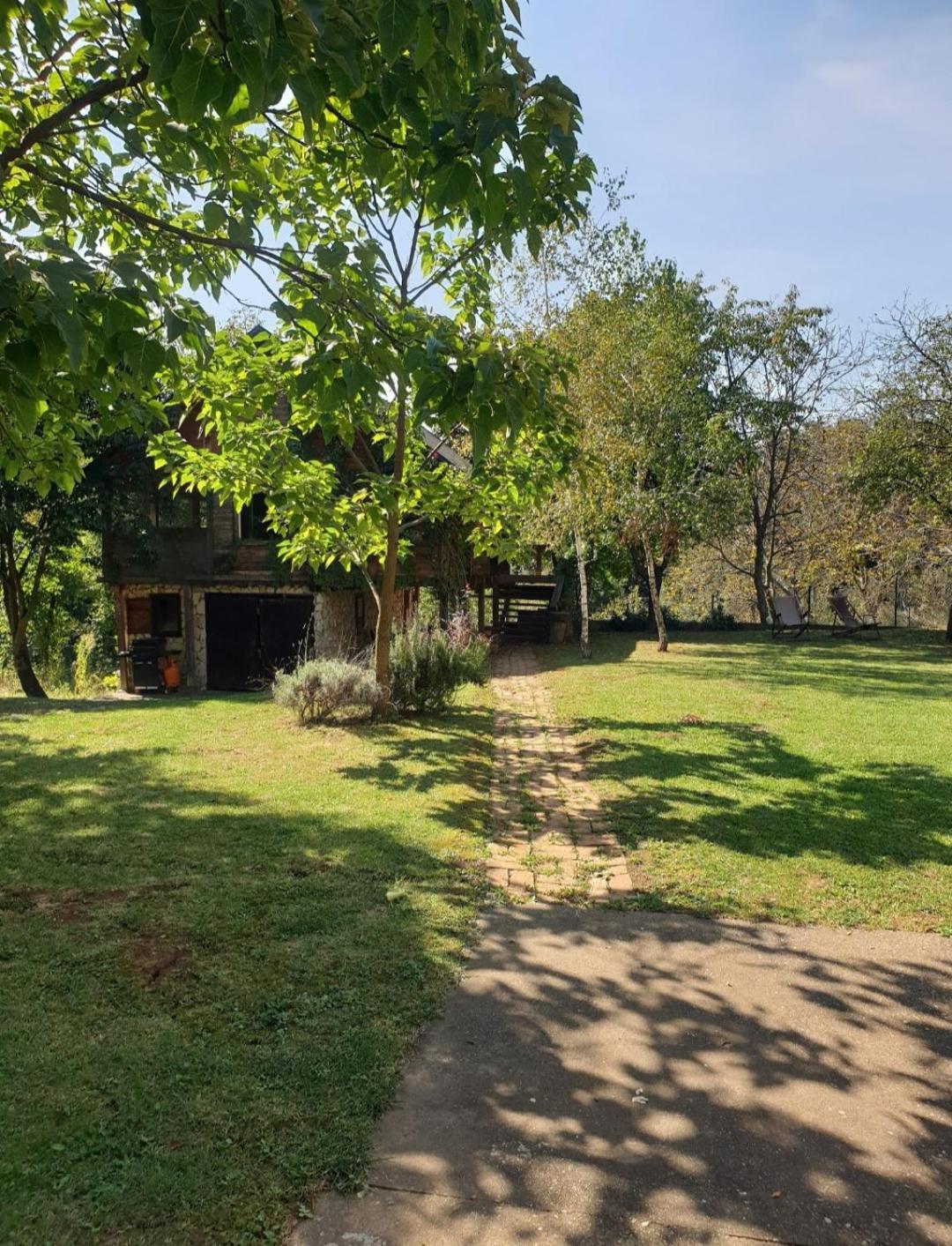 Log Cabin Belgrad Dış mekan fotoğraf